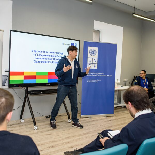 Upscaled with Gigapixel v1.1.1. 1798x1200 => 3236x2160 (1.8x) Model: StandardMax, strength: 0.5