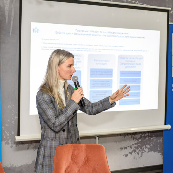 Upscaled with Gigapixel v1.1.1. 1798x1200 => 3236x2160 (1.8x) Model: StandardMax, strength: 0.5